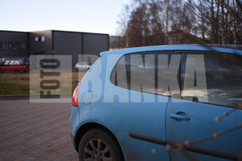 Zils Volkswagen pie lielveikala