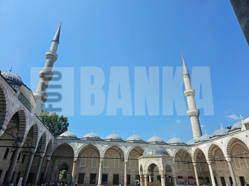 28f12ab4 1f90 4ad2 ae05 6c24032ece0f